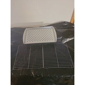 NWOT grilling sheet 15"x10" & 2 baking cooling racks sq 10"x10"